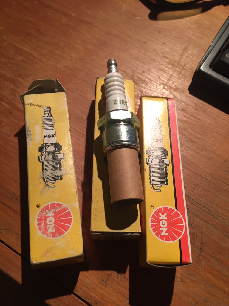 NGK ZGR5A Spark Plug  Qty 3