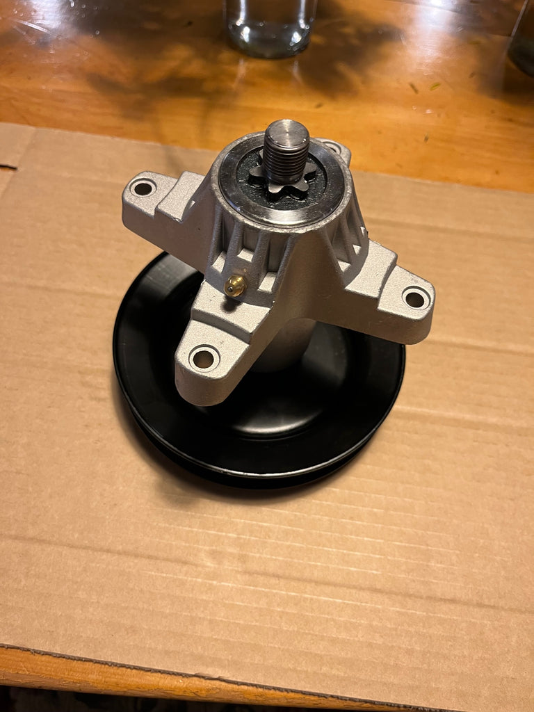 Spindle Assembly MTD  Cub Cadet  with pulley