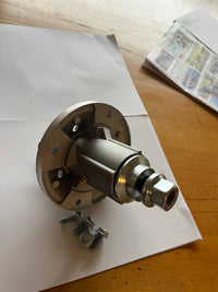 Replacement John Deere LA/D/E/ 100 series Deck Spindle